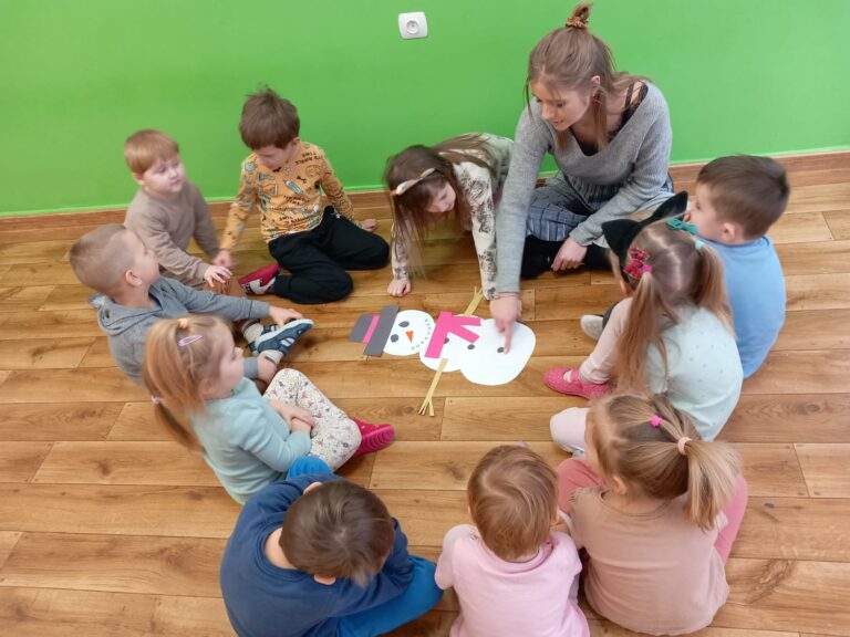 w kręgu przyjaciół